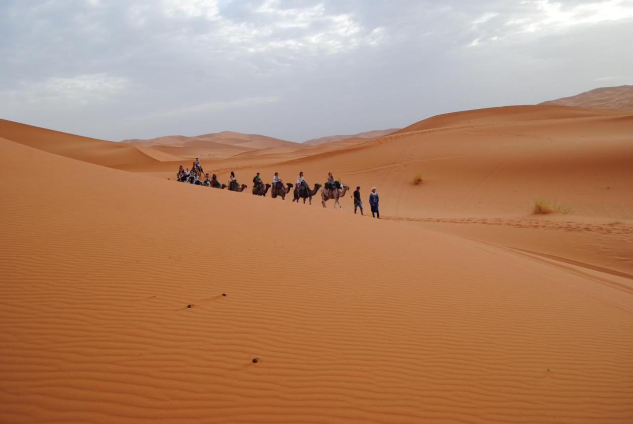 Desert Camel Trekking Camp Merzouga Luaran gambar